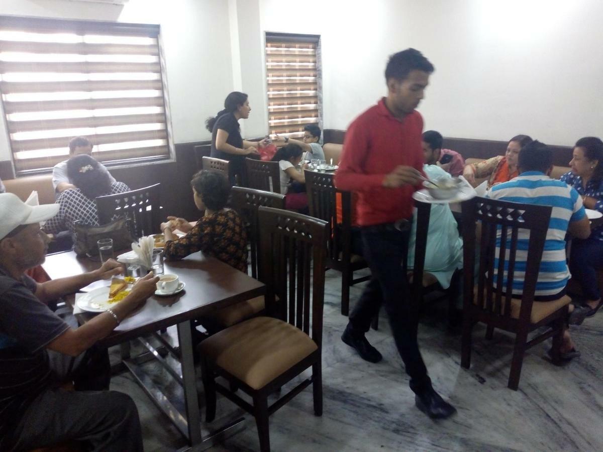 Sar Kamla Dham Skd Fully Vaccinated Staff Hotel Vrindavan