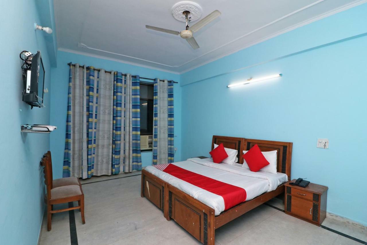 Oyo 38109 Braj Yatra Dham Hotel Vrindavan
