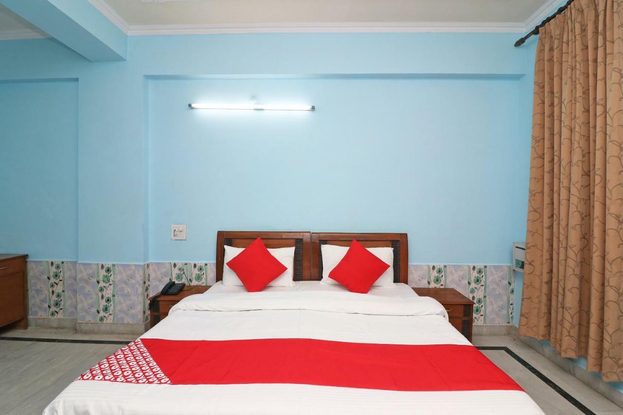 Hotel Oyo 38109 Braj Yatra Dham Vrindavan