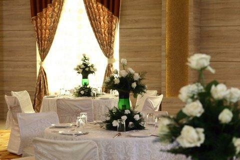 Nidhivan Sarovar Portico