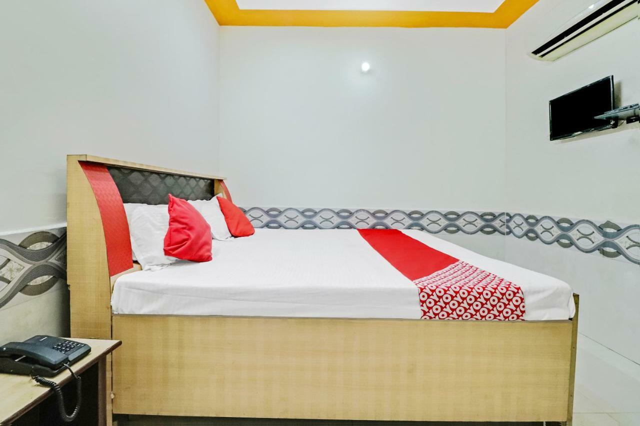 Hotel Oyo 38558 Shri Govind Dham 3*