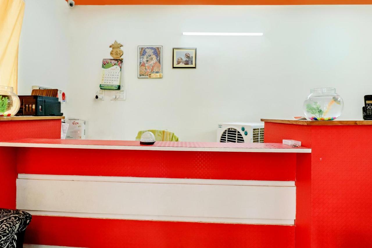 Hotel Oyo 38558 Shri Govind Dham