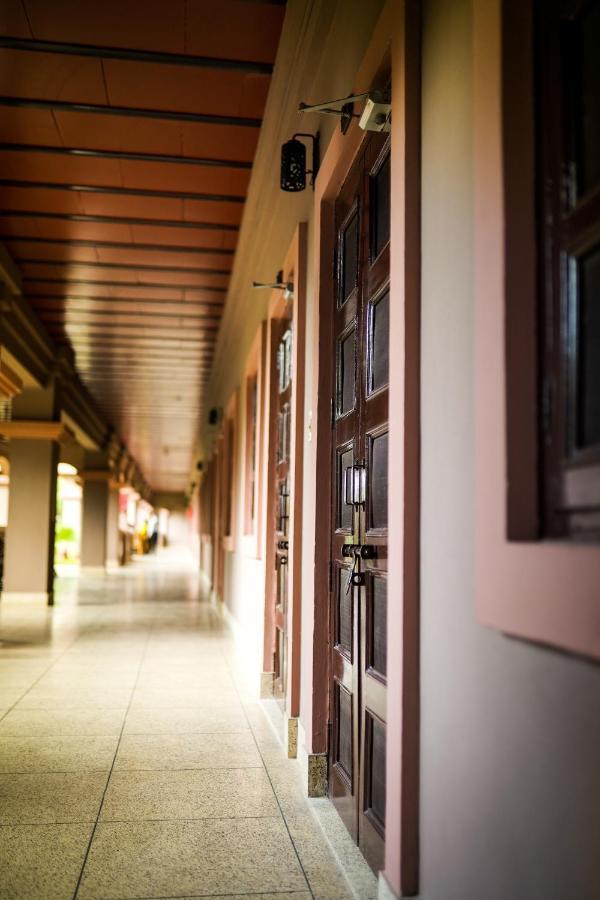 Mvt & Restaurant