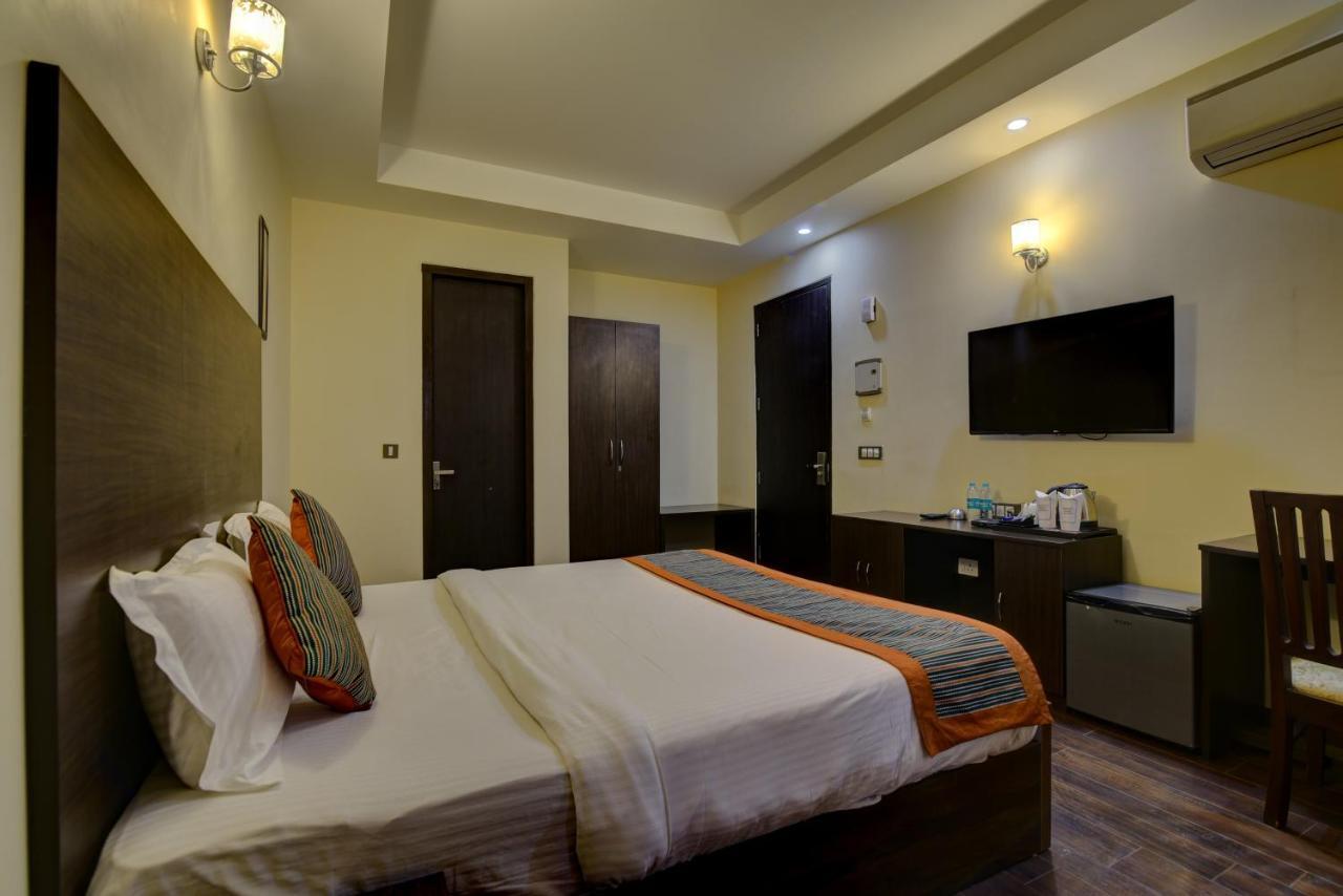 Country & Hotel Vrindavan