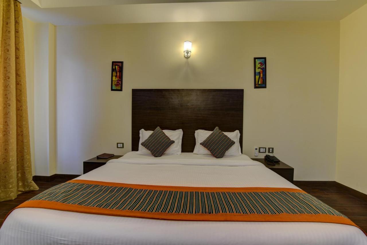 Hotel Country & 4*