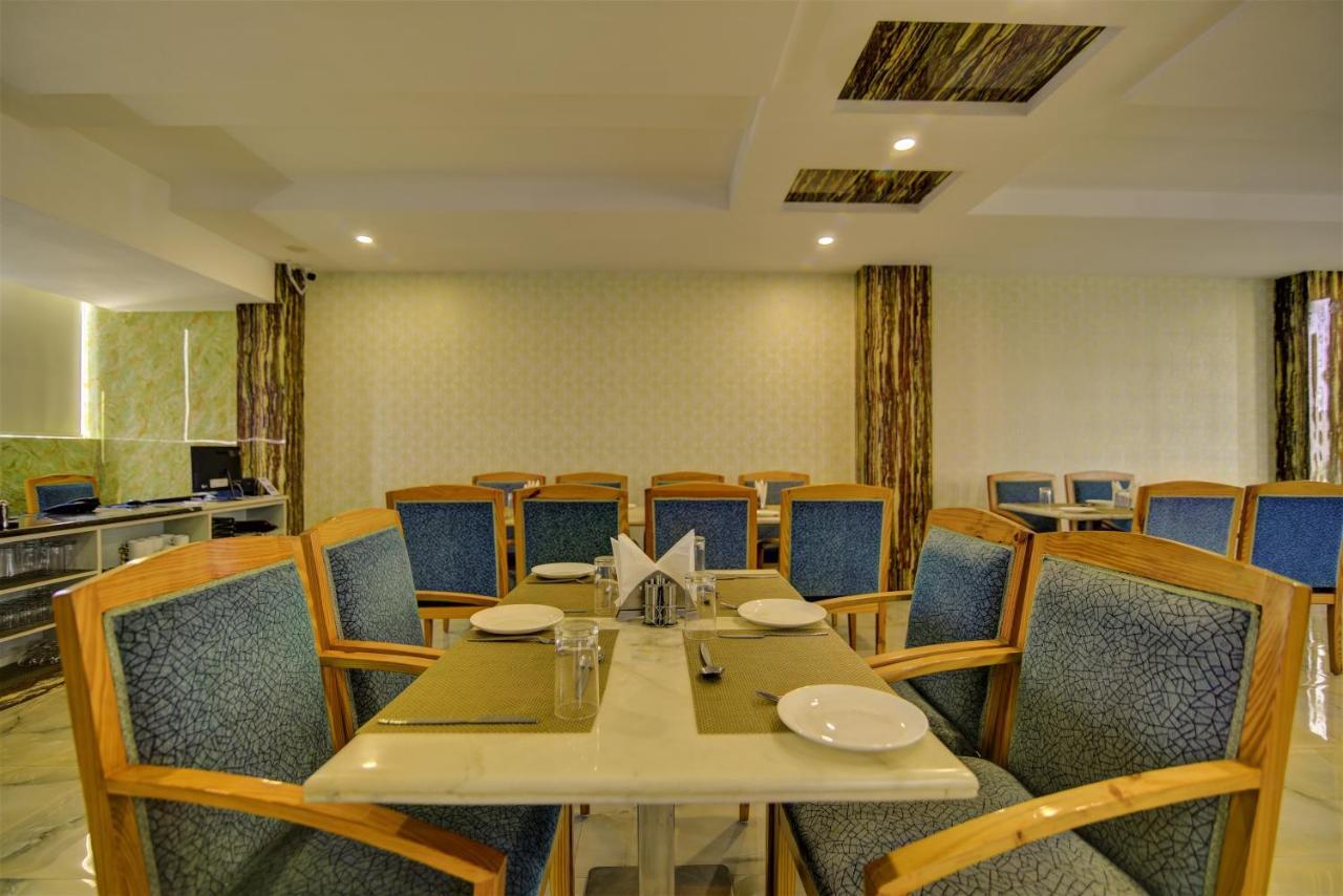 Country & 4* Vrindavan