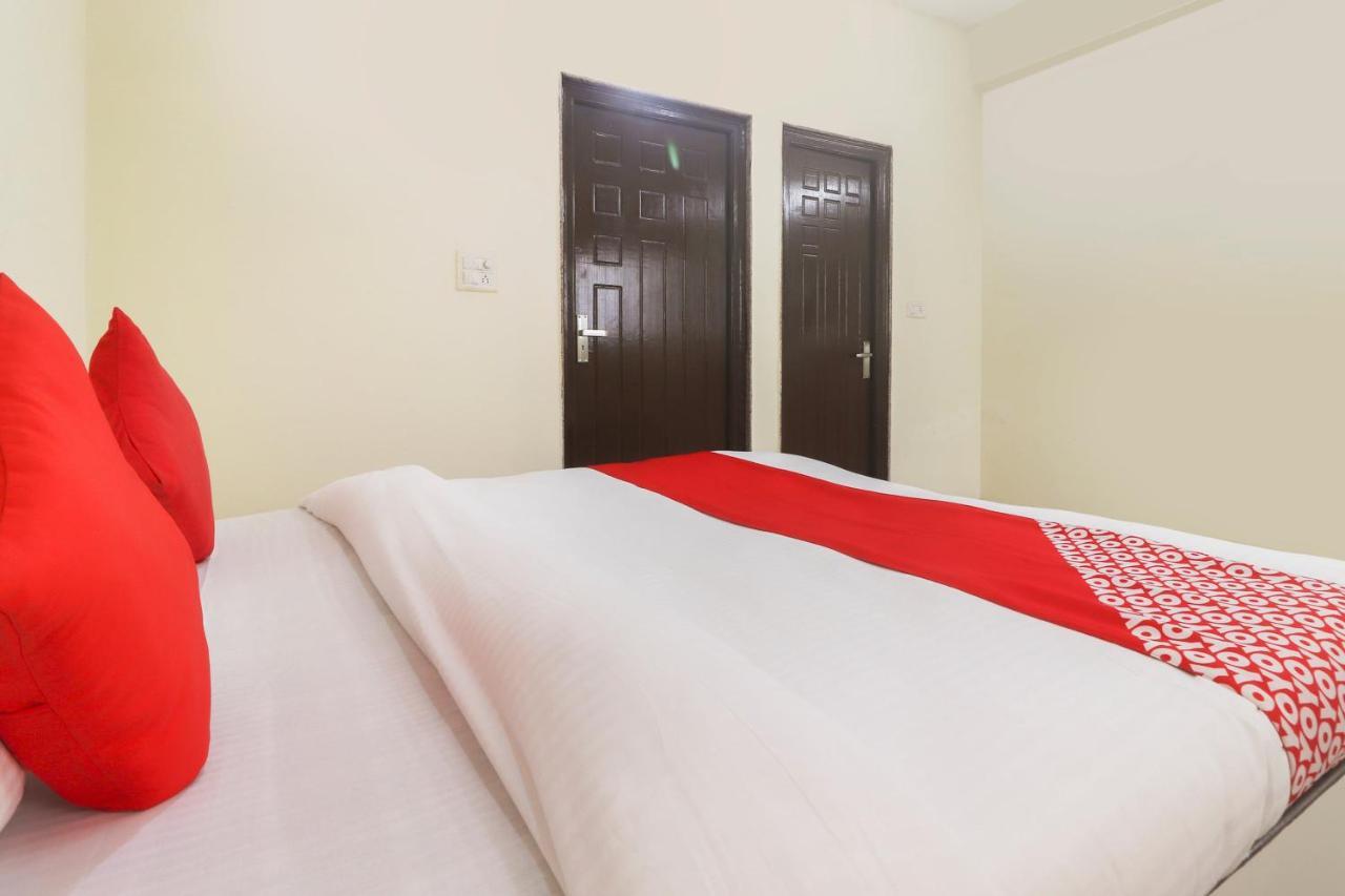 Hotel Oyo 64683 Shri Yamuna Palace Vrindavan