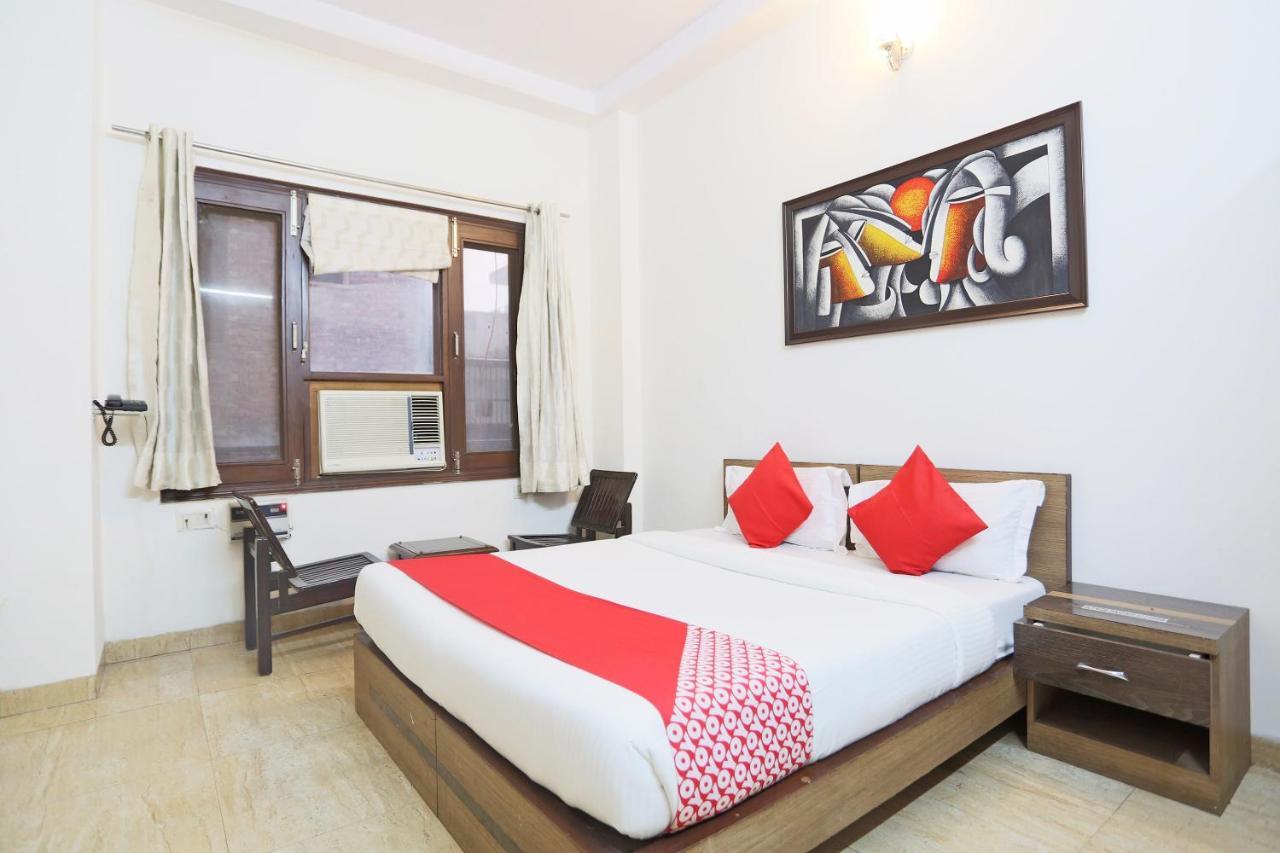 Oyo 72519 Meera Bhawan